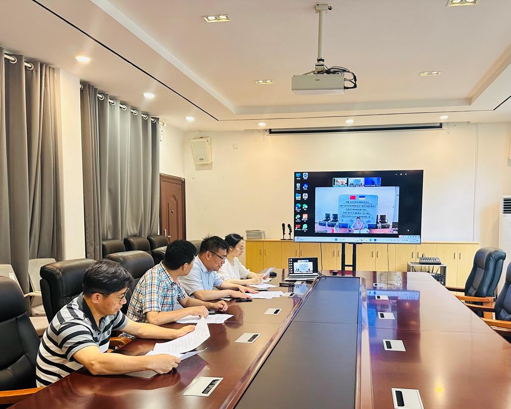 6月21日与乌克兰专家线上会议.jpg